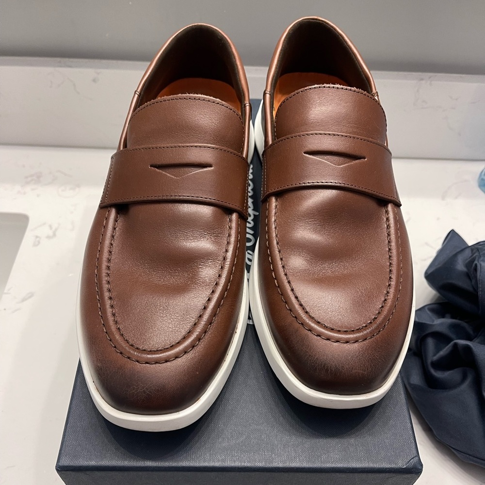 Wolf & Shepherd Crossover Loafer